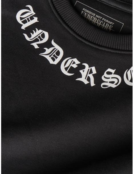 SACRED HEART -  T-SHIRT